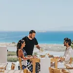 Отель Naxos Grand 4*