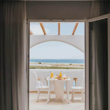 מלון Naxos Grand 4*